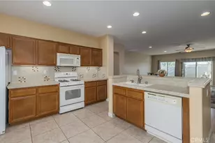 64243 Eagle Mountain Ave, Desert Hot Springs, CA 92240 - Photo 13