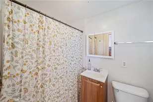 4416 Crocker, Los Angeles, CA 90011 - Photo 11