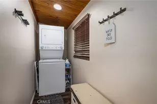 33070 Hilltop Blvd, Arrowbear, CA 92382 - Photo 21