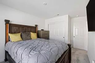 975 W Clover, Rialto, CA 92376 - Photo 19