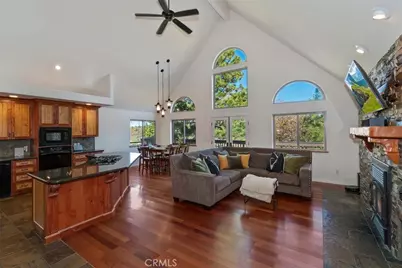 1214 Portillo, Lake Arrowhead, CA 92352 - Photo 9
