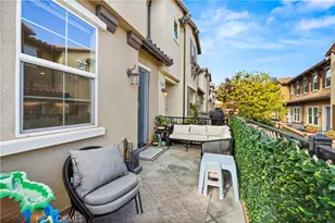 28687 Jardineras, Valencia, CA 91354 - Photo 21