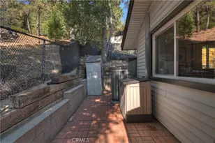 24150 Zell Ct, Crestline, CA 92325 - Photo 43