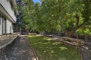 24150 Zell Ct, Crestline, CA 92325 - Photo 11