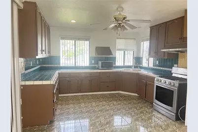 10946 Michael Hunt, South El Monte, CA 91733 - Photo 3