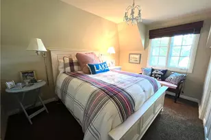 28972 N Shore Rd, Lake Arrowhead, CA 92352 - Photo 11