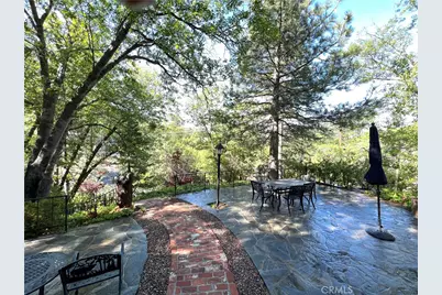 28972 North Shore Road, Lake Arrowhead, CA 92352 - Photo 7