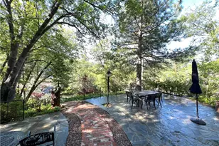 28972 N Shore Rd, Lake Arrowhead, CA 92352 - Photo 7