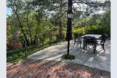 28972 North Shore Road, Lake Arrowhead, CA 92352 - Photo 9