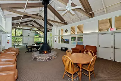 142 Rockledge Lane, Lake Arrowhead, CA 92352 - Photo 23