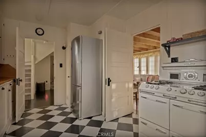 388 Heliotrope, Lake Arrowhead, CA 92352 - Photo 21