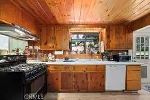 23095 Balsam, Crestline, CA 92325 - Photo 7