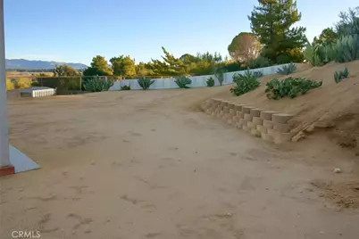 16965 Palm, Hesperia, CA 92345 - Photo 9