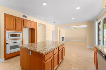 1134 Glenwood Court, San Bernardino, CA 92407 - Photo 7