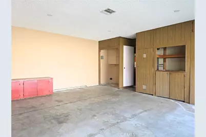 25845 Holly Vista, San Bernardino, CA 92404 - Photo 15