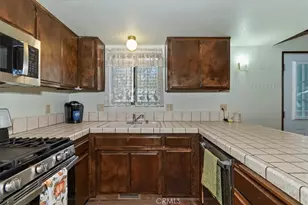 172 Vista, Sugarloaf, CA 92386 - Photo 9