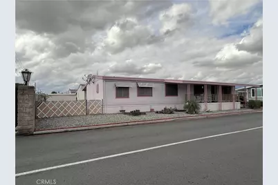 200 W San Bernardino Ave #1, Riverside, CA 92376 - Photo 3