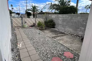 200 W San Bernardino Ave, Riverside, CA 92376 - Photo 21