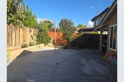 560 Coudures Way, Perris, CA 92571 - Photo 7