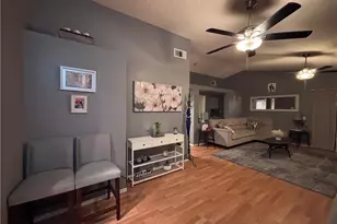 560 Coudures Way, Perris, CA 92571 - Photo 9