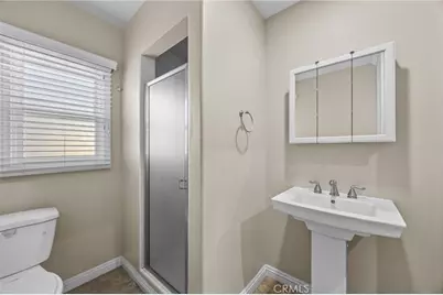 122 E Rosewood Court, Ontario, CA 91764 - Photo 15