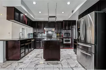 901 Clearwood Avenue, Riverside, CA 92506 - Photo 11