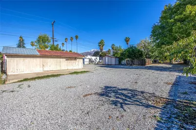 12704 California Street, Yucaipa, CA 92399 - Photo 37