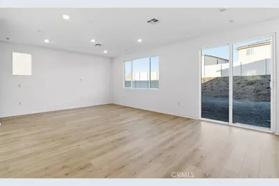 33202 Damask Lane, French Valley, CA 92596 - Photo 7