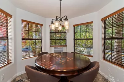 27162 Peninsula Drive, Lake Arrowhead, CA 92352 - Photo 15