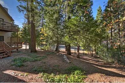 27162 Peninsula Drive, Lake Arrowhead, CA 92352 - Photo 37