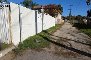 1695 Conejo, San Bernardino, CA 92404 - Photo 3