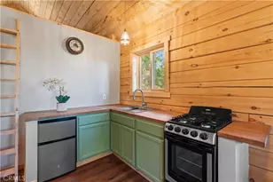 2222 Sierra View Dr, Arrowbear, CA 92382 - Photo 17