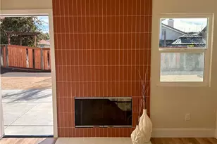 1054 E Commonwealth Ave, San Jacinto, CA 92583 - Photo 9