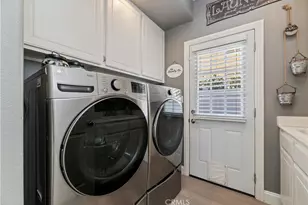 3926 Holly Springs, Corona, CA 92881 - Photo 23