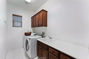 8940 Gentle Wind Dr, Corona, CA 92883 - Photo 29