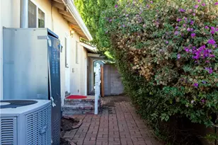 6928 Bobbyboyar, West Hills, CA 91307 - Photo 67