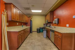 2012 Melbourne, Banning, CA 92220 - Photo 43