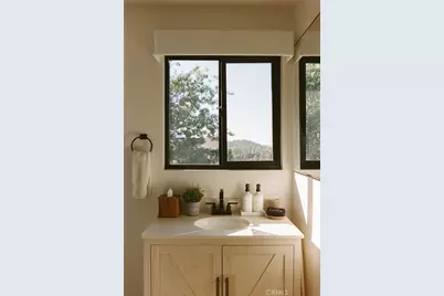 481 Heliotrope Drive, Lake Arrowhead, CA 92352 - Photo 51