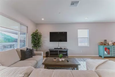 7552 Honeybell Court, Riverside, CA 92507 - Photo 9