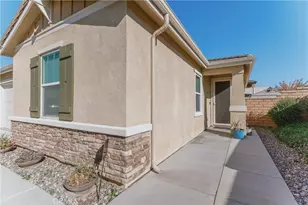 7552 Honeybell Ct, Riverside, CA 92507 - Photo 3