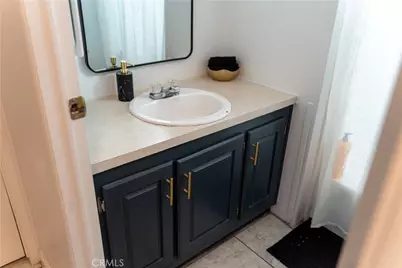 1410 E 6th Street #30, Corona, CA 92879 - Photo 13