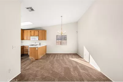 2607 N Fitzsimmons, Rialto, CA 92377 - Photo 5