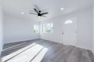 14528 S Corlett St, Compton, CA 90220 - Photo 9