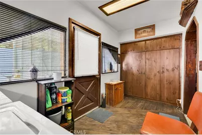 23023 Oak Lane, Crestline, CA 92325 - Photo 3