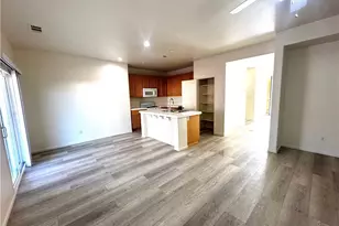 13846 Hawk Ct, Victorville, CA 92394 - Photo 7