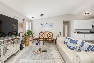 16422 Tolowa, Apple Valley, CA 92307 - Photo 7