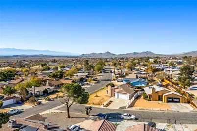 16422 Tolowa, Apple Valley, CA 92307 - Photo 33