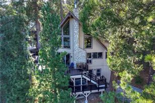 26621 Thunderbird Dr, Lake Arrowhead, CA 92352 - Photo 3