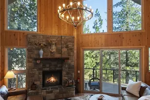 26621 Thunderbird Dr, Lake Arrowhead, CA 92352 - Photo 3