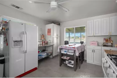 826 W Main, Riverside, CA 92507 - Photo 17